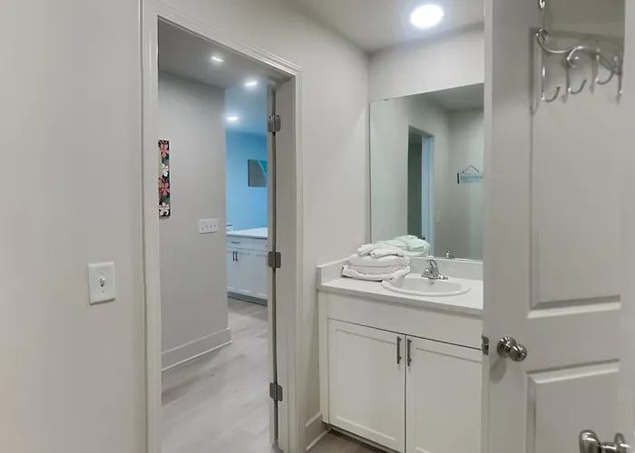 Sea Glass #313 Apartment